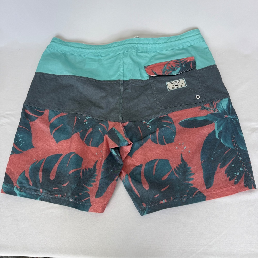Billabong Mens Board Shorts Sz 38 Tropical Monstera Leaf Colorblock M141DTRB NWT - Picture 4 of 11